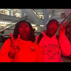 Meet your Posher, Kailinya